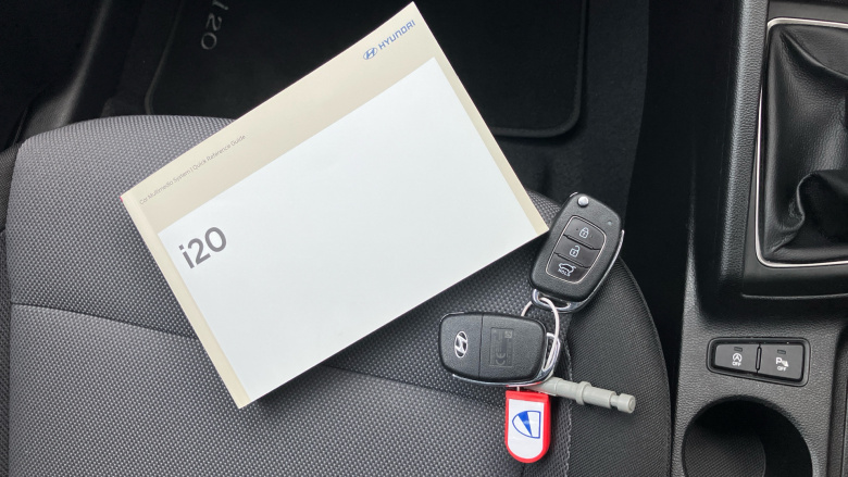 Hyundai i20 1.2 MPi Play 5dr Petrol Hatchback